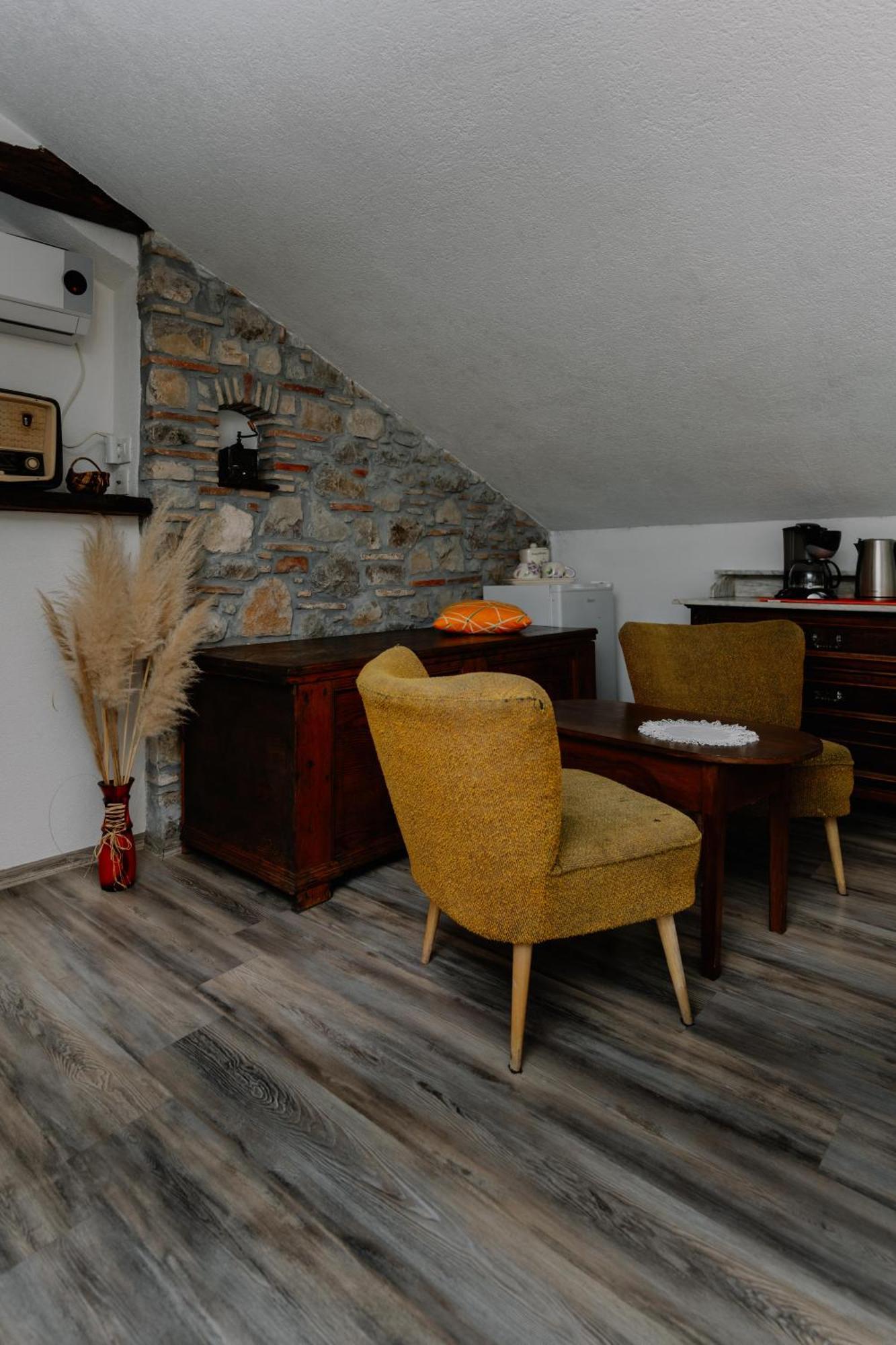 Sweet Room With A Terrace Roč Exterior foto